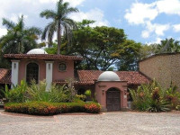 Forest Hills Suites