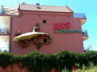 Red Iguana Hotel