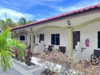Dhania Motel 