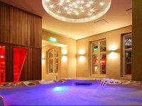 Ipoly Residence - Executive Hotel Suites
