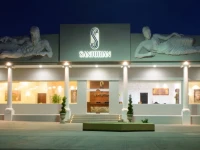 Hotel Santorian 
