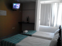 Hotel y Hostal Casa Risueno