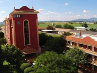 Meson del Valle 3*