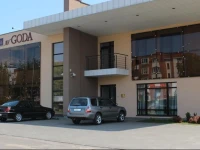 A.V.Goda 3*