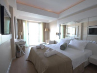 Alesta Yacht Hotel