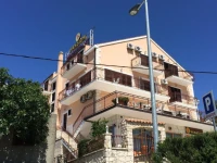Villa Senator 3*