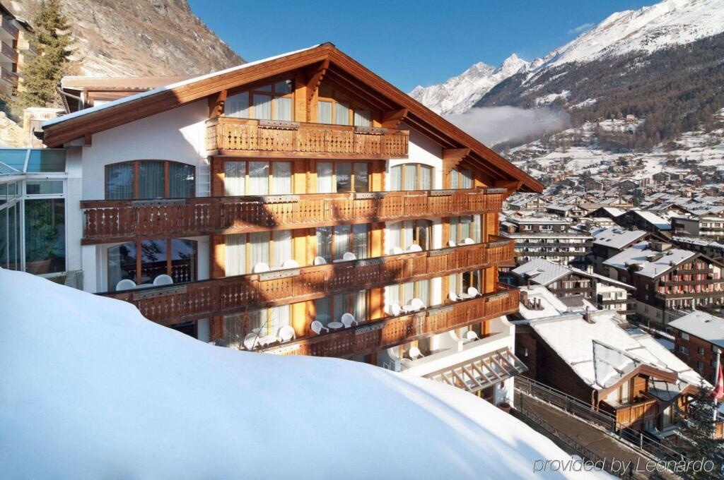 Hotel Tschugge 4*