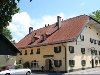Schlosswirt zu Anif 4*