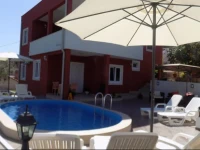 Villa Nostra 