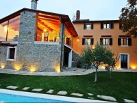 Vila Zamask 422 