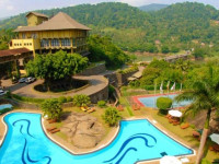 Earls Regency Hotel Kandy