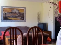 Tina Holiday House 
