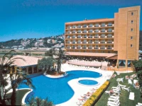 Luna Club 4*