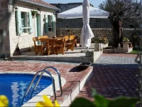 Mia Holiday Home 