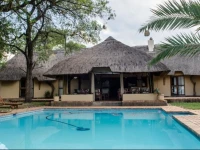 Mziki Safari Lodge 