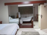 Utopia Guest House 