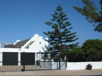 Peak Village Lodge 