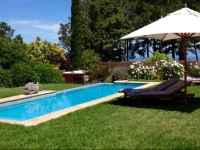 Explorer Guesthouse 
