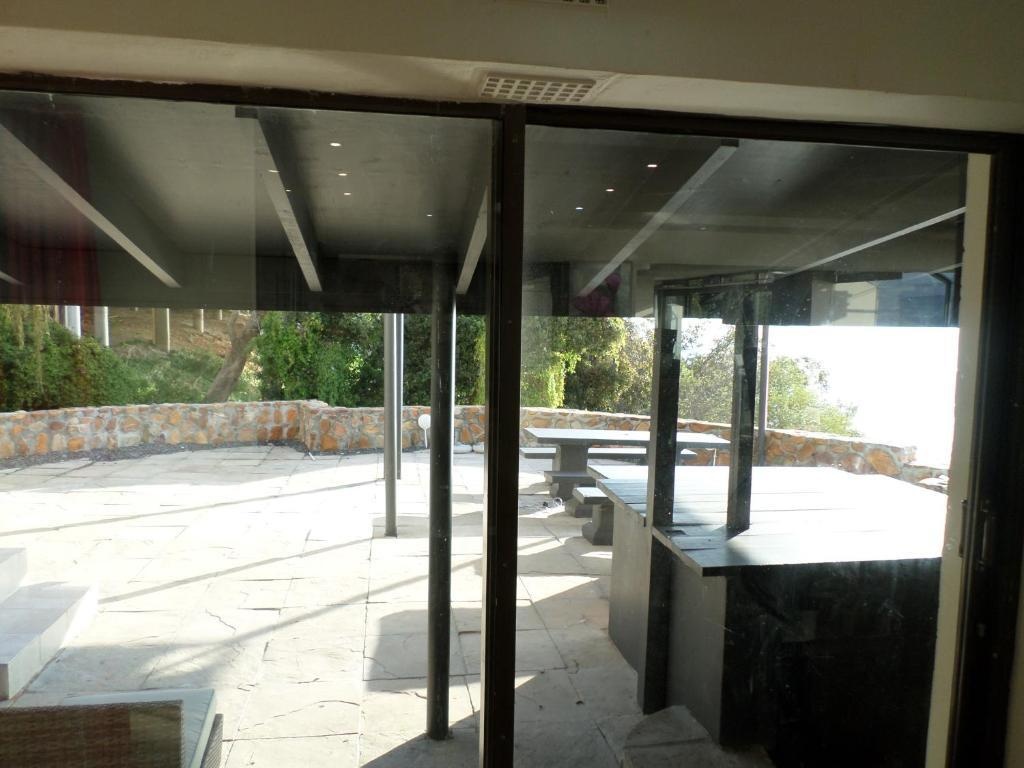 Bikini Beach Manor 