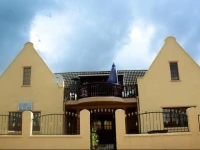 Twin Gables Guest House 