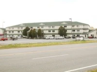 Commodore Perry Inn and Suites 