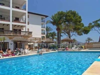 Uyal Hotel 3*