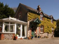 Druid Cottage 3*
