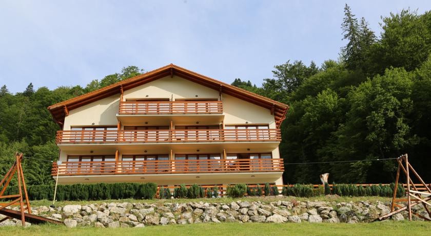 Panorama Pietrei Craiului 