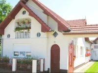 Casa IRIS Petresti 