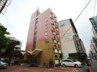 Chiayi Crown Hotel 3*