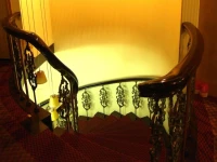 Famouse Hotel 3*