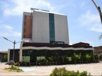 Jardy Hotel &amp; Suites 