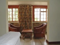 Emafini Country Lodge 