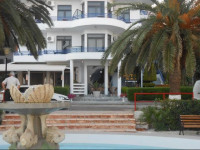 Ari Hotel