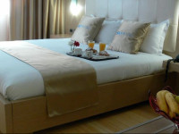Sky 2 Hotel