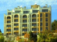 Queens View Apartments 