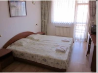 Family Hotel Karov 2*