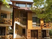 Lozenets Beach Park 1*