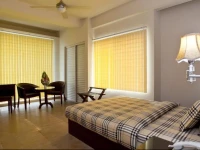 La Rose Hotel &amp; Suites 