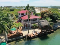 Dolce Cabana Waterfront Suites 