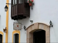 El Hotel de Su Merced 