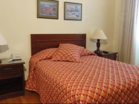 Victoria Plaza Hotel 3*