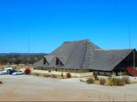 Leopard Lengau Lodge