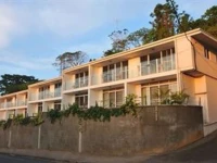 Mariner Apartments 4*