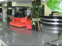 Mon Cricket Hotel C A 