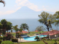 Hotel y Bungallows BahГ­a del Lago
