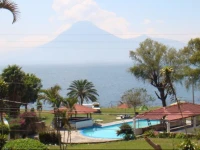 Hotel y Bungallows BahГ­a del Lago 