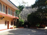 Hotel y Restaurante La Fonda Escondida 