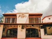 Real Colonial La Casa 