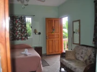 Seaside Inn Roatan 